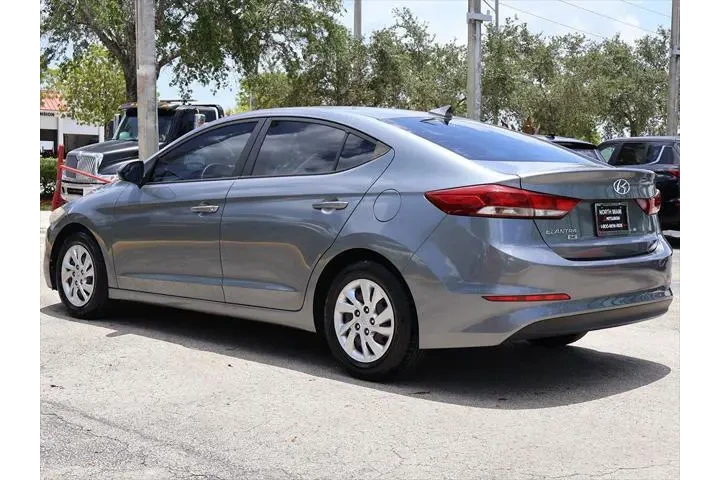 $9290 : Hyundai ELANTRA 2017 SE 4dr image 4