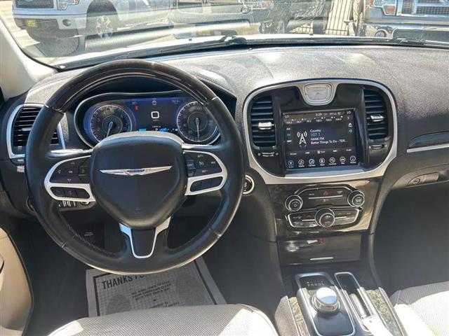 $14650 : 2017 CHRYSLER 300 image 5