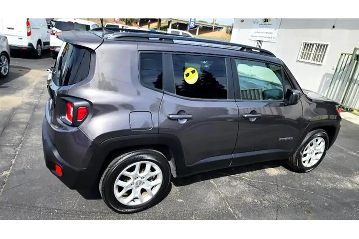 $10999 : 2018 Renegade image 4