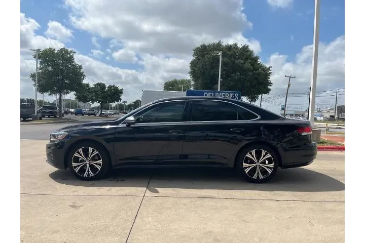 $13995 : Volkswagen Passat 2022 SE 4d image 3