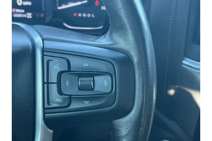 $39625 : GMC Sierra 1500 2020 4x4 SLT image 10