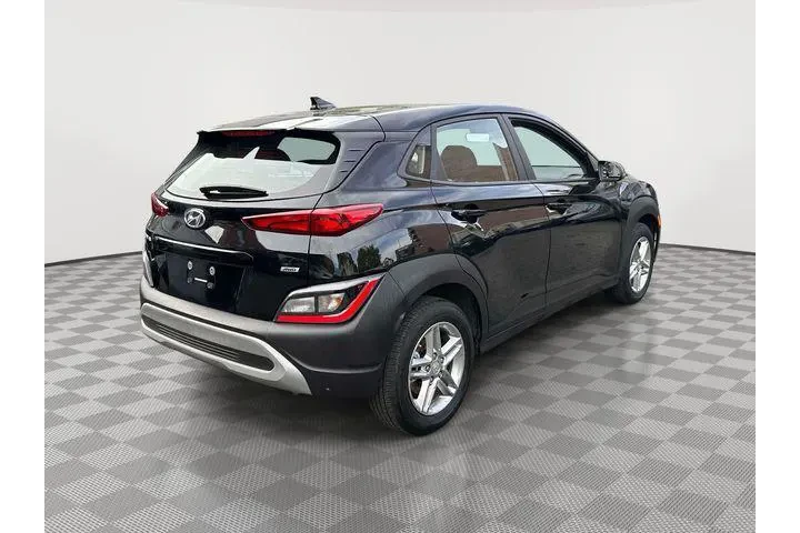 $21350 : Hyundai KONA 2023 AWD SE 4dr image 3