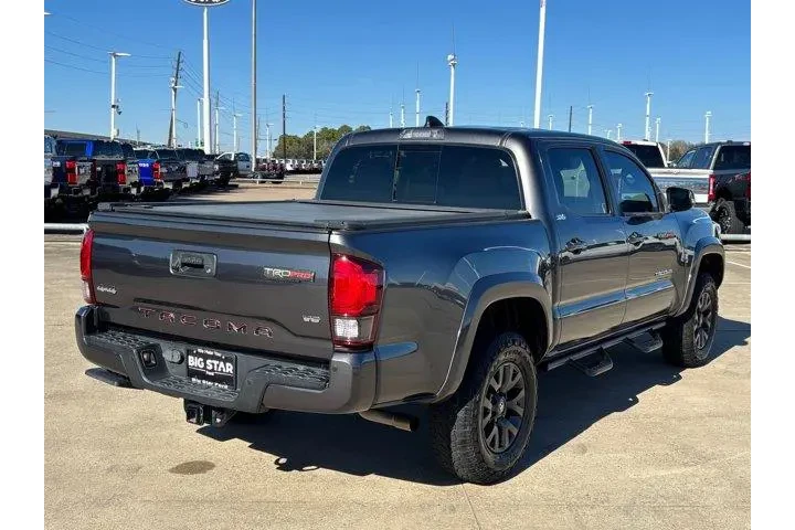 $30100 : Toyota Tacoma 2022 4x4 SR5 V image 3