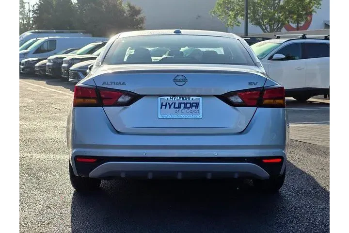 $18636 : Nissan Altima 2023 2.5 SV 4d image 6