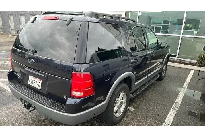 $9999 : Ford Explorer 2002 4dr XLT 4 image 2