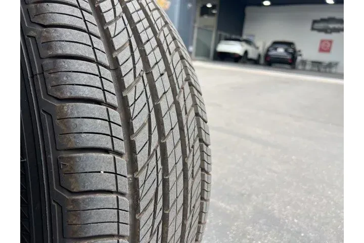 $32981 : Nissan Pathfinder 2025 SV 4d image 9