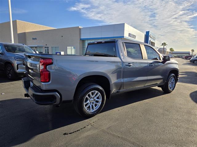 $41000 : Pre-Owned 2022 Silverado 1500 image 5