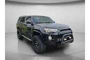 $28500 : Toyota 4Runner 2017 4x2 SR5 thumbnail