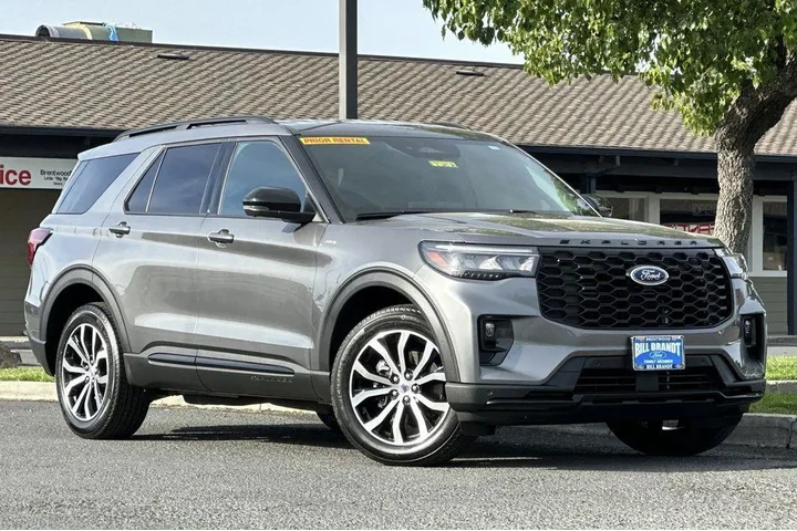 $36699 : Ford Explorer 2025 AWD ST-Li image 2