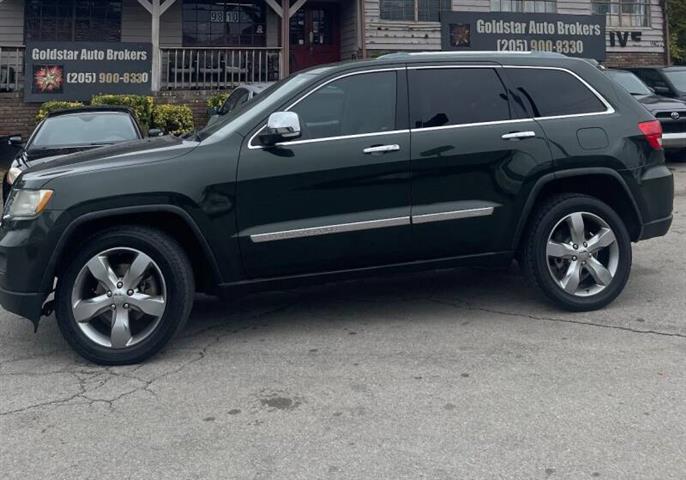 $7900 : 2011 Grand Cherokee Overland image 3