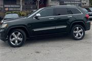 $7900 : 2011 Grand Cherokee Overland thumbnail