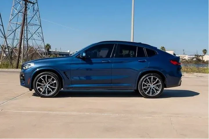 $31607 : BMW X4 2021 AWD xDrive30i 4d image 5