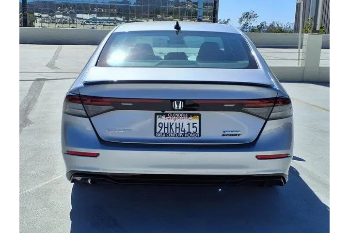 $25667 : Honda Accord Hybrid 2023 Spo image 5