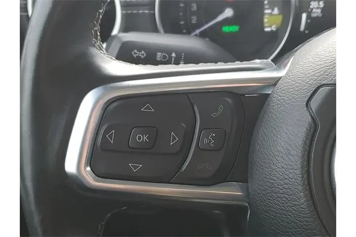 $27700 : Jeep Wrangler Unlimited 2022 image 9