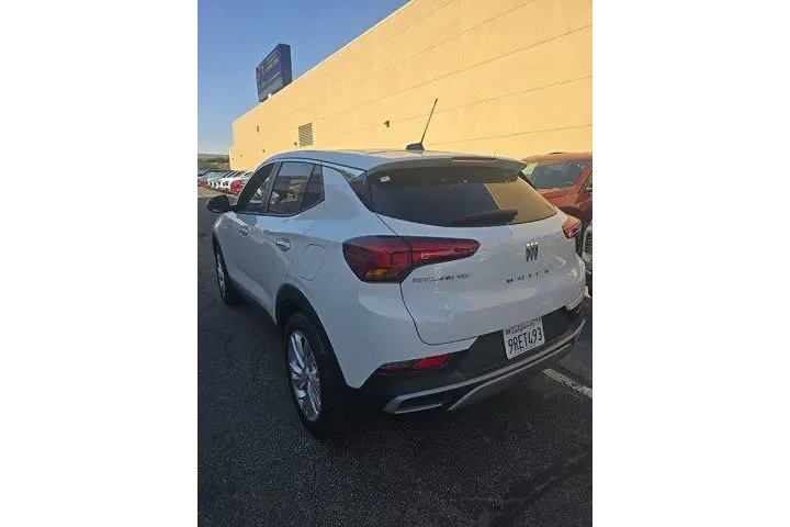 $20000 : Buick Encore GX 2025 Preferr image 3