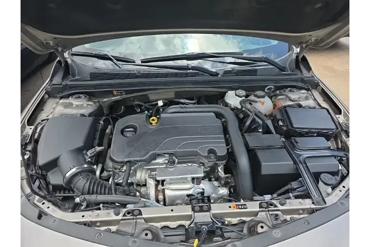 $19773 : Chevrolet Malibu 2024 LT 4dr image 9