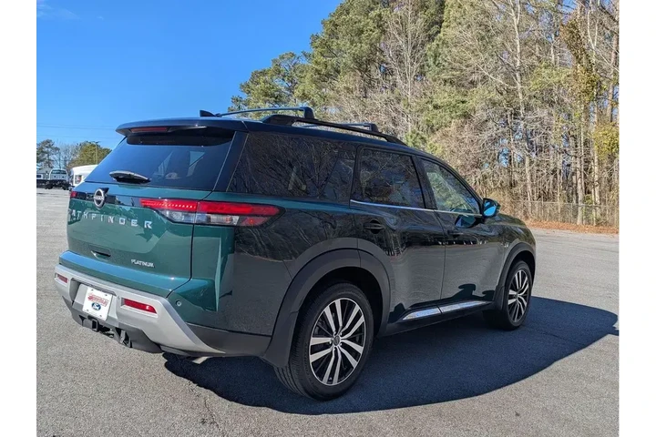 $33991 : Nissan Pathfinder 2023 Plati image 5