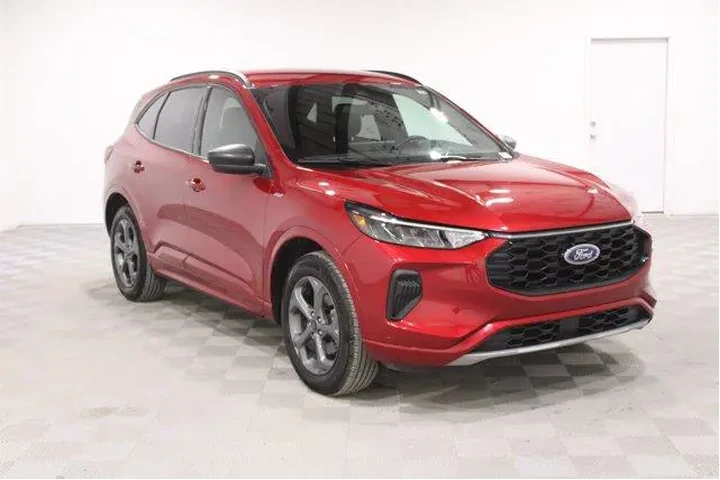 $28995 : Ford Escape 2024 AWD ST-Line image 1