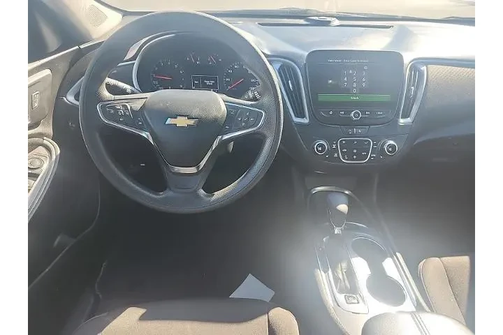 $15298 : Chevrolet Malibu 2023 LT 4dr image 6