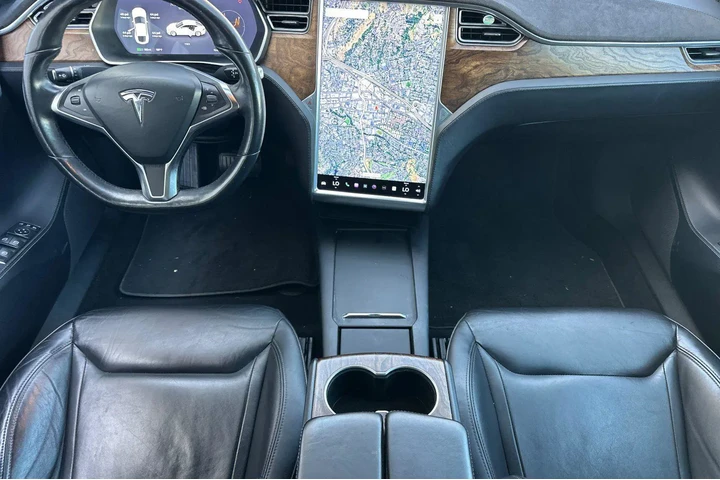 $18900 : Tesla Model S 2016 AWD 90D 4 image 6