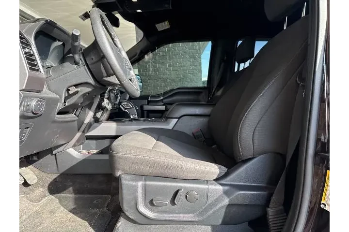 $26471 : Ford F-150 2020 4x4 XLT 4dr image 9