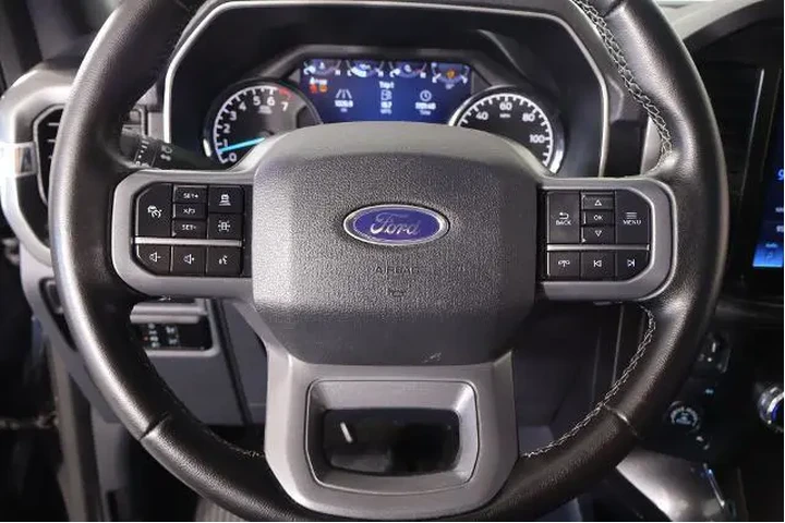 $39210 : Ford F-150 2023 4x4 XLT 4dr image 3