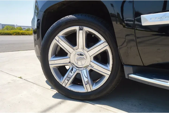 $29995 : 2019 Escalade ESV 4WD 4dr Pre image 9