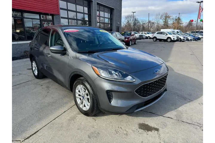 $14891 : Ford Escape 2021 AWD SE 4dr image 3