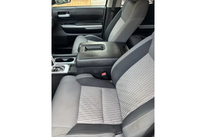 $16999 : 2014 Tundra SR image 7