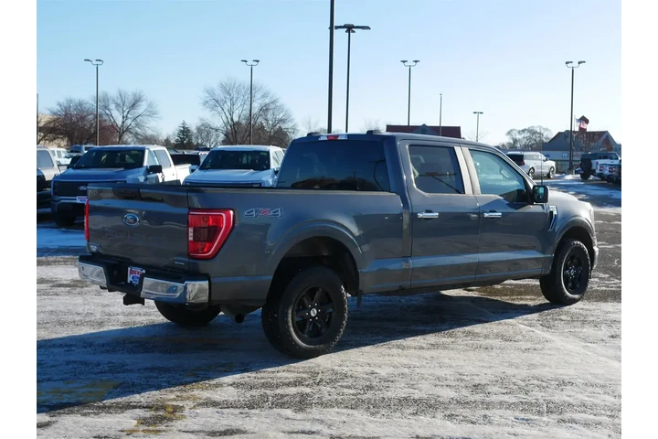 $36236 : Ford F-150 2023 4x4 XLT 4dr image 5