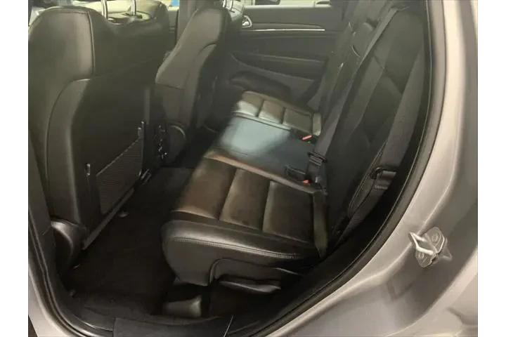 $24989 : Jeep Grand Cherokee 2020 4x4 image 5