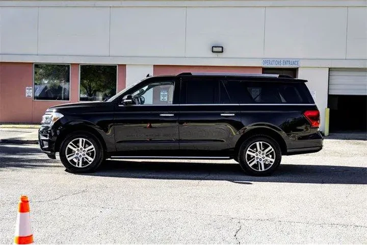 $34684 : Ford Expedition MAX 2023 4x2 image 8
