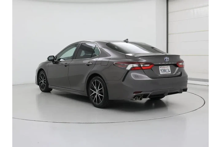 $28998 : Toyota Camry Hybrid 2023 SE image 2