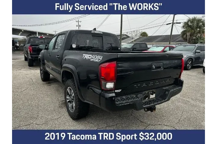$28991 : Toyota Tacoma 2019 4x4 TRD S image 2