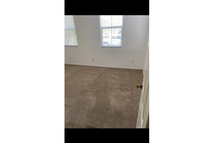 $950 : Cuarto de renta image 4