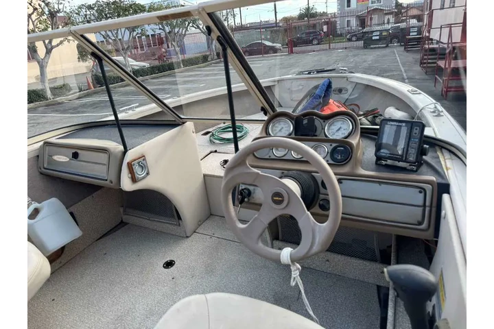 $8000 : Bote año 2000 (year ) image 5