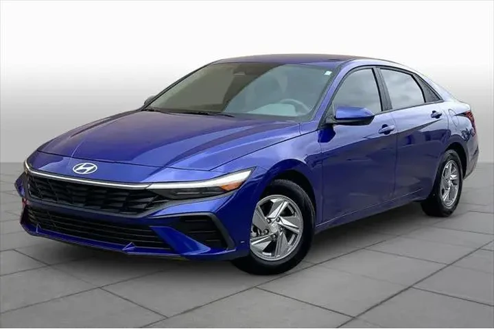 $17991 : Hyundai ELANTRA 2024 SE 4dr image 1