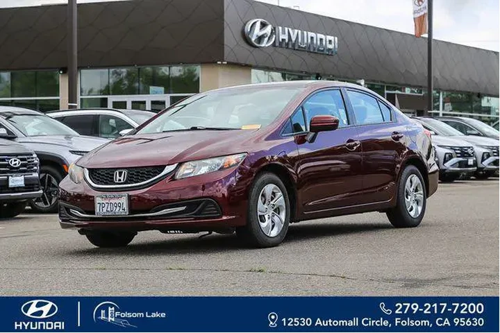 $13991 : Honda Civic 2015 LX 4dr Seda image 1