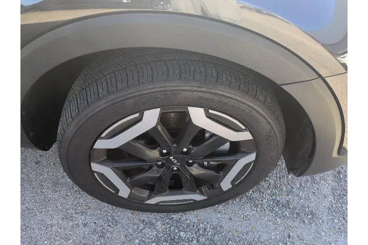 $35314 : Kia Telluride 2025 S 4dr SUV image 2