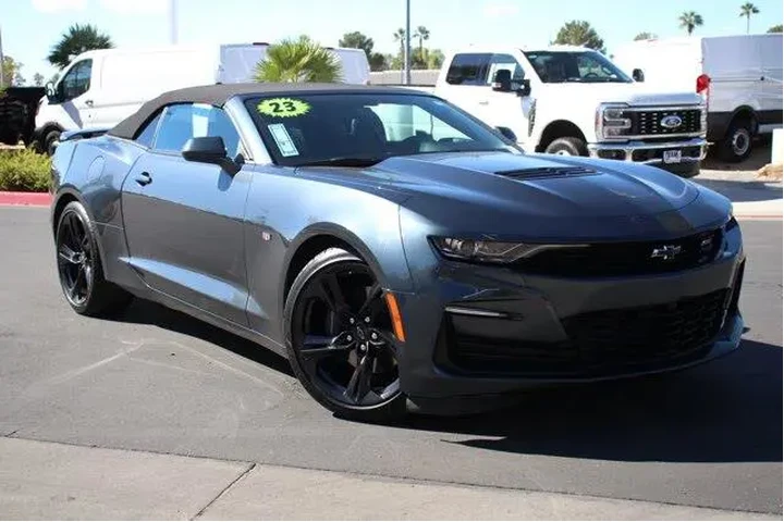$39989 : Chevrolet Camaro 2023 SS 2dr image 1