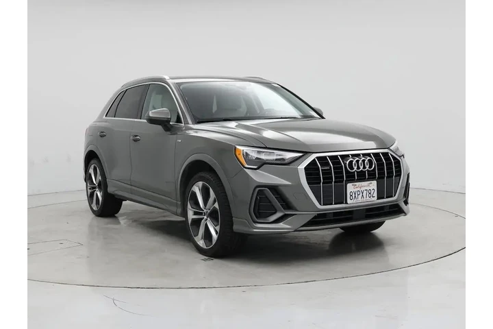 $23998 : Audi Q3 2021 AWD quattro S l image 1