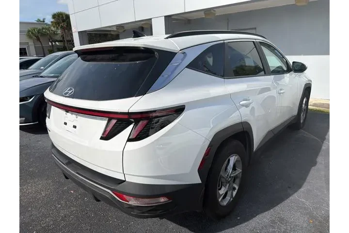 $18988 : Hyundai TUCSON 2023 SEL 4dr image 4