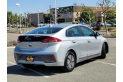 $17900 : Hyundai IONIQ Hybrid 2022 SE thumbnail