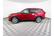 $31500 : Toyota RAV4 2023 XLE Premium thumbnail