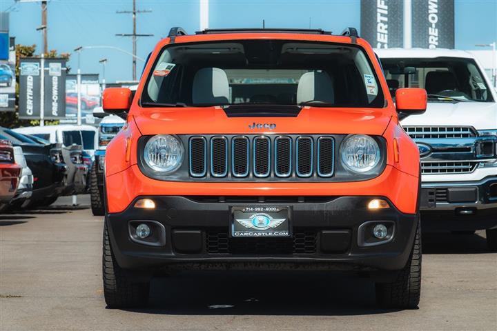 2016 Renegade Latitude image 2