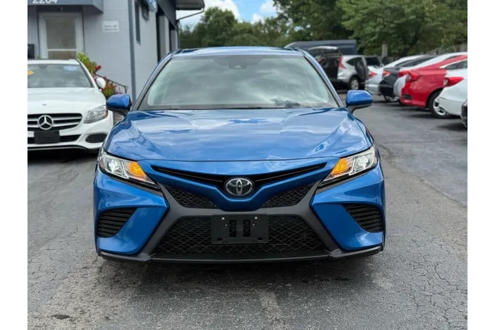 $19995 : 2020 Camry SE image 5