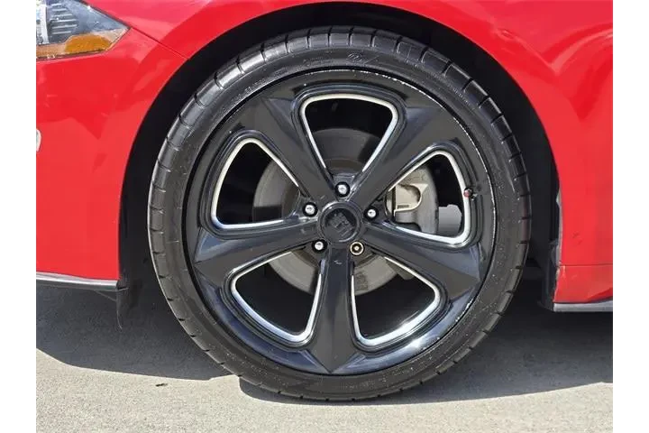 $25816 : Ford Mustang 2020 EcoBoost P image 10