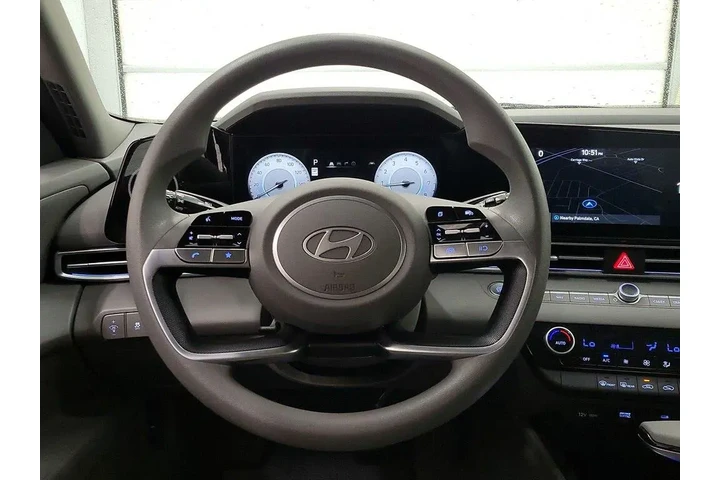 $22998 : Hyundai ELANTRA 2024 SEL 4dr image 10