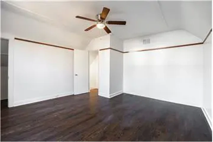 $3700 : Rental property with 3 bedro image 6