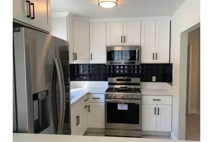 $1450 : Available 1Bedroom Apt  in LA image 3